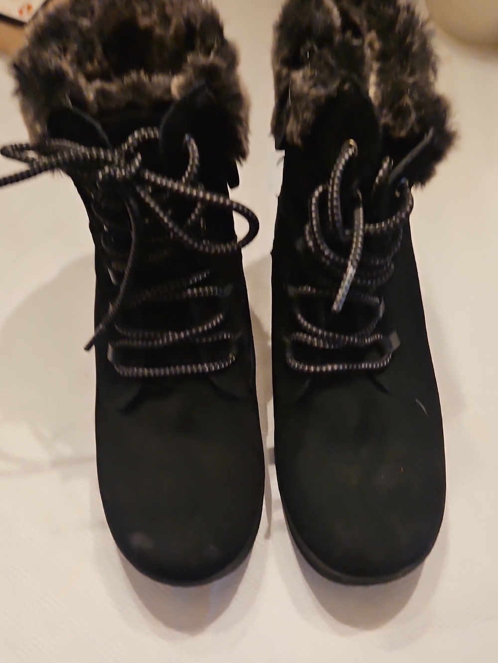 Women's Black Faux-Fur Lace-Up Winter Boots